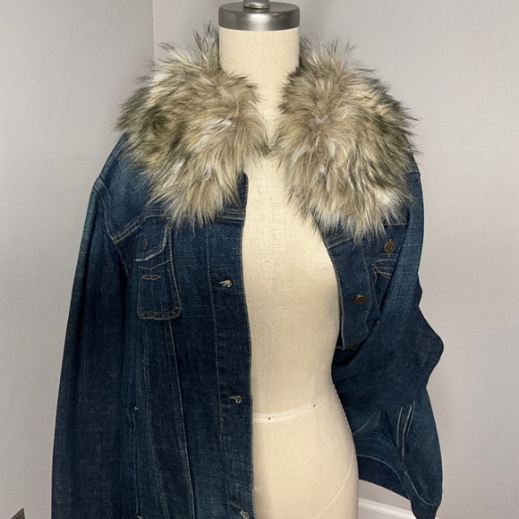 **FALL SALE** LRL Denim Jacket - Picture 1 of 5